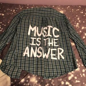 Jac Vanek green flannel